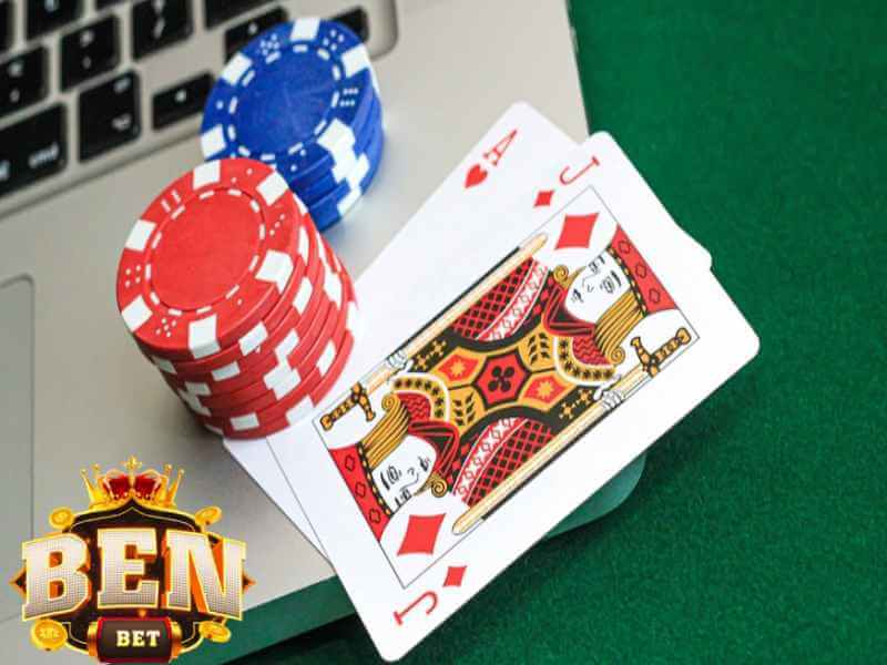 Áp dụng mẹo chơi bài bạc online | Thu lợi nhuận từ Benbet Club cùng bài Poker